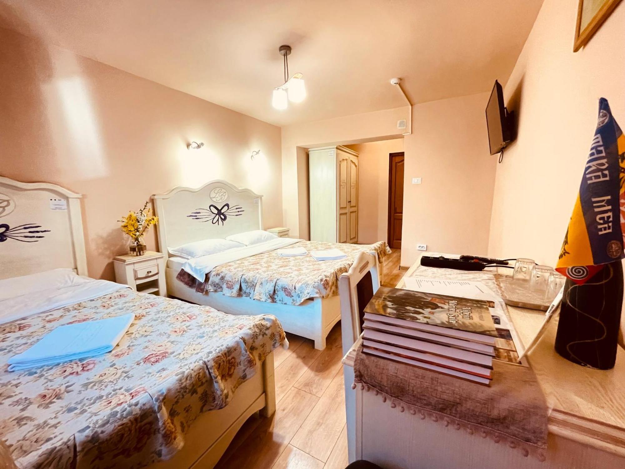 Leaganul Bucovinei Guest House Suceava Bilik gambar