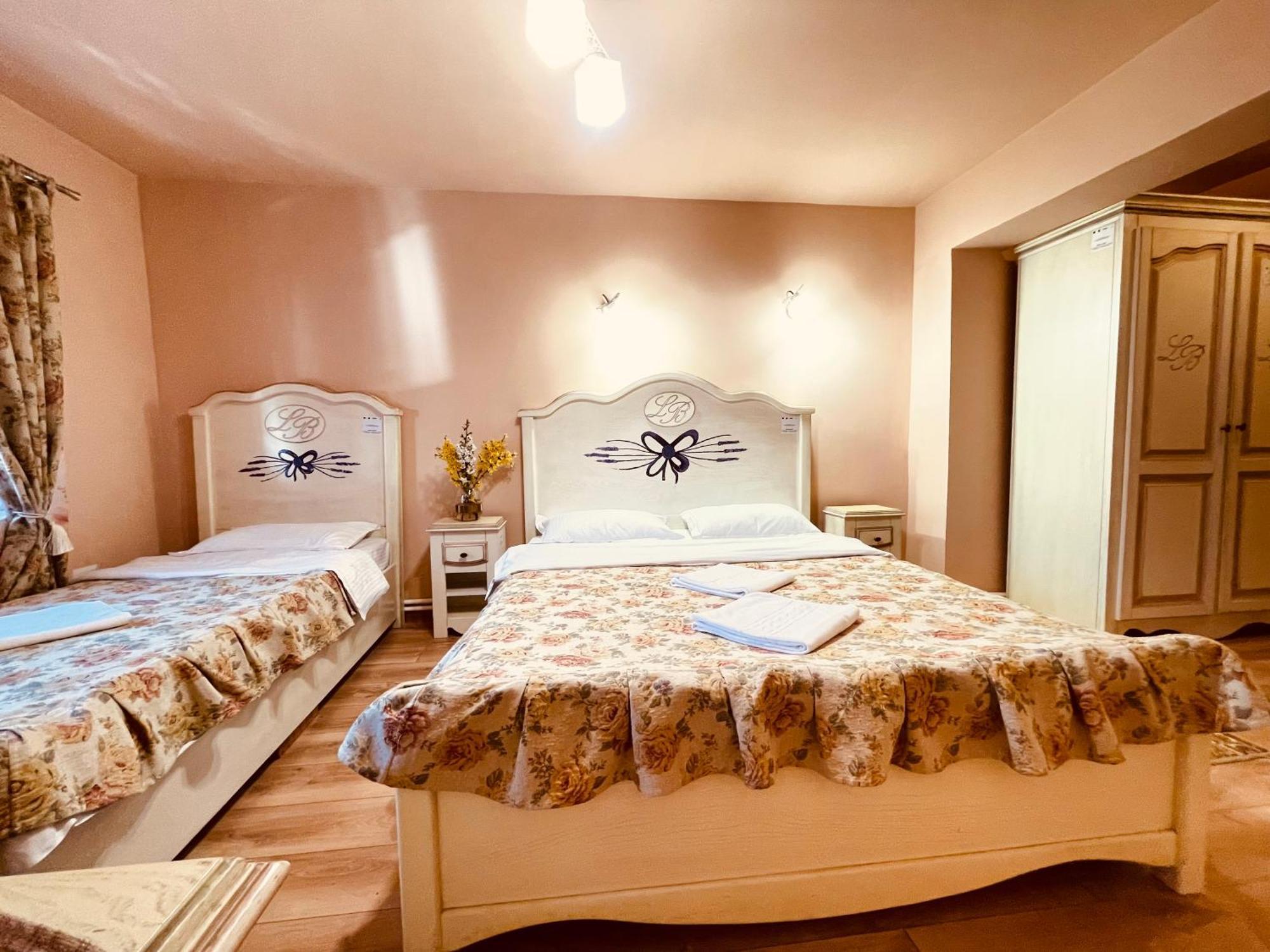 Leaganul Bucovinei Guest House Suceava Bilik gambar